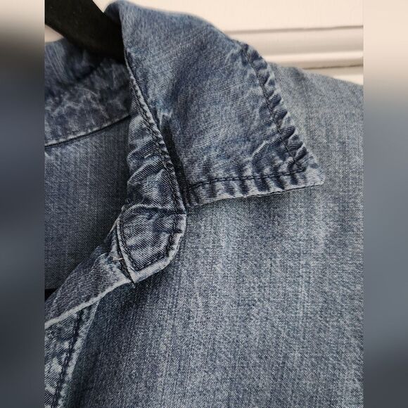 Cloth & Stone Denim Shirt - Picture 8 of 9